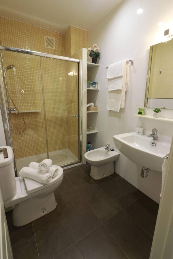 Apartamento Cristo De Burgos - Kainga Homes Sevilla Eksteriør bilde